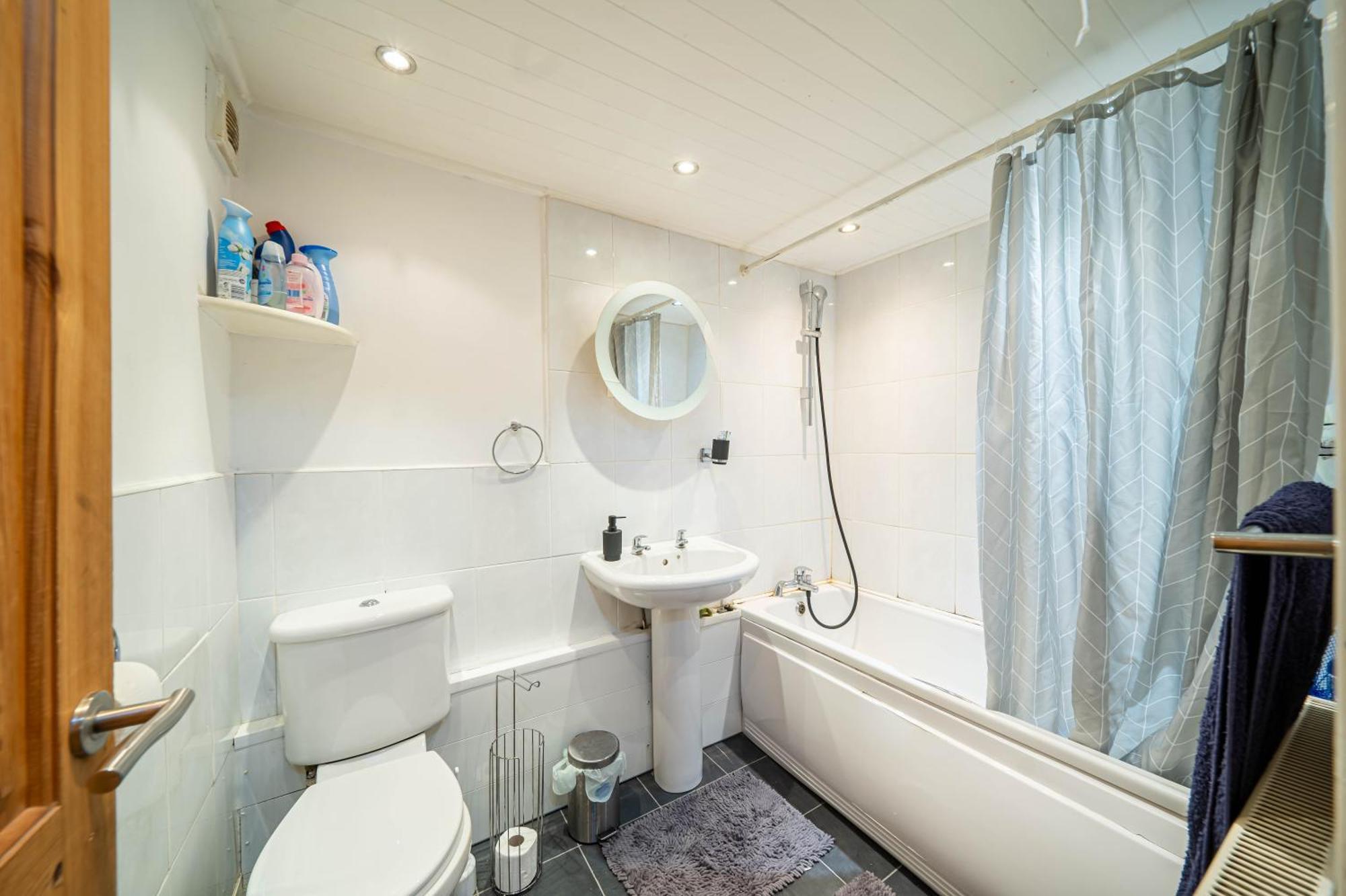 Hideaway Room With Kingsize Bed - Close To Sheffield City Centre Heeley Exterior photo